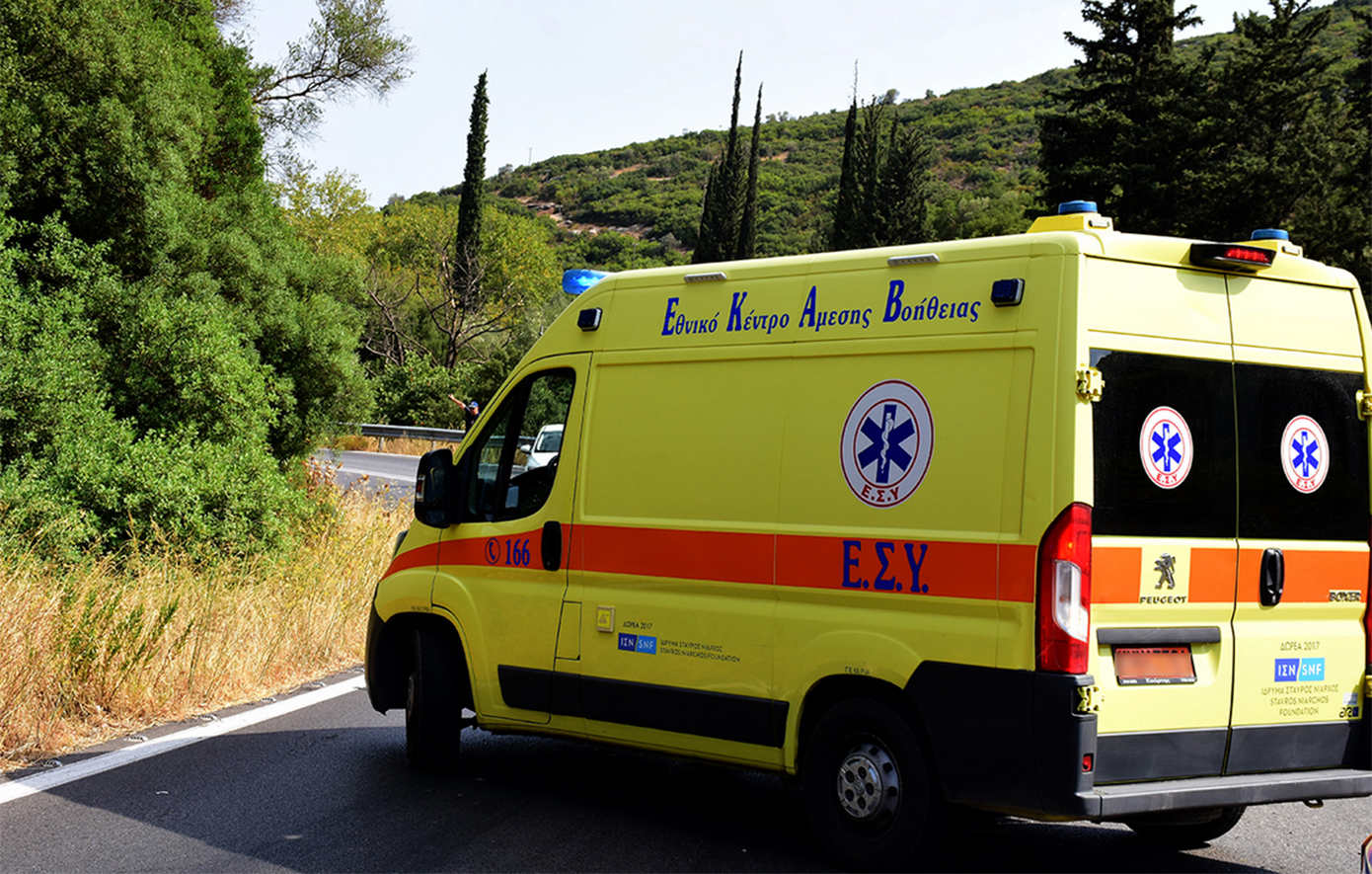 Απίστευτη τραγωδία στη Λέσβο: «Έσβησαν» στην άσφαλτο ένας 16χρονος και 18χρονος όταν το δίκυκλο προσέκρουσε σε κολώνα