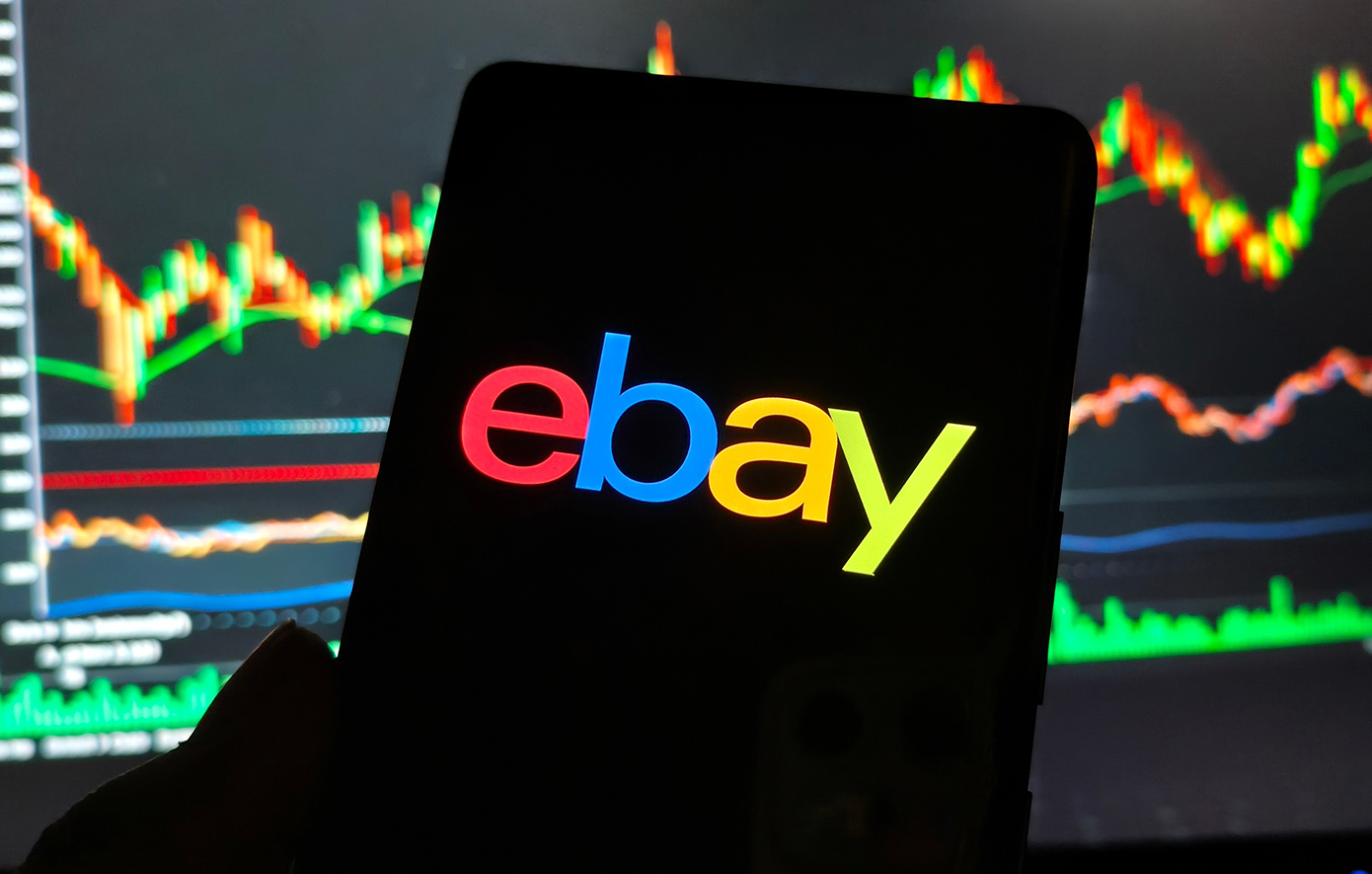 Μετωπική επίθεση στην eBay εξαπολύει ο ισχυρός άνδρας της GameStop και απειλεί με εχθρική εξαγορά μαμούθ ύψους 56 δις