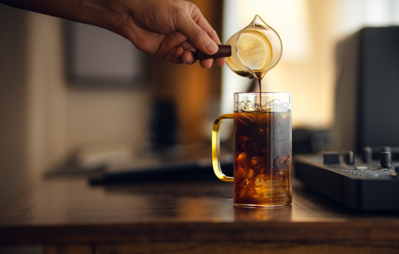 Το μυστικό για παγάκια &#8211; ice cubes που λιώνουν πιο αργά &#8211; Ξεχάστε τον νερωμένο καφέ!