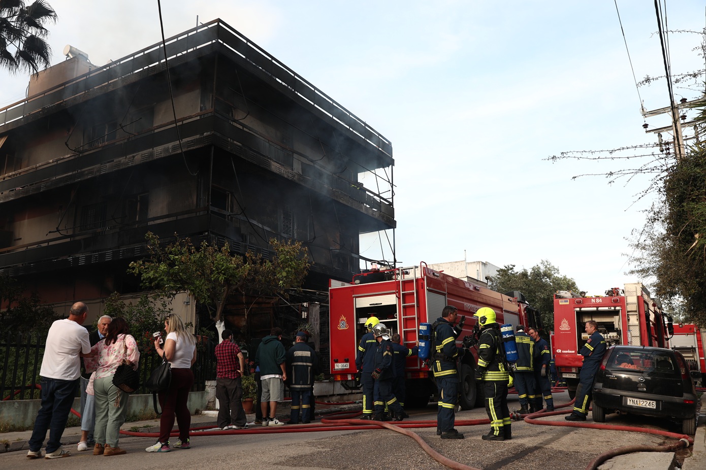 Συγκλονίζει ο ιδιοκτήτης της επιχείρησης που κάηκε στο Ίλιον: Αισθάνομαι τυχερός που δεν κάηκαν οι γονείς μου