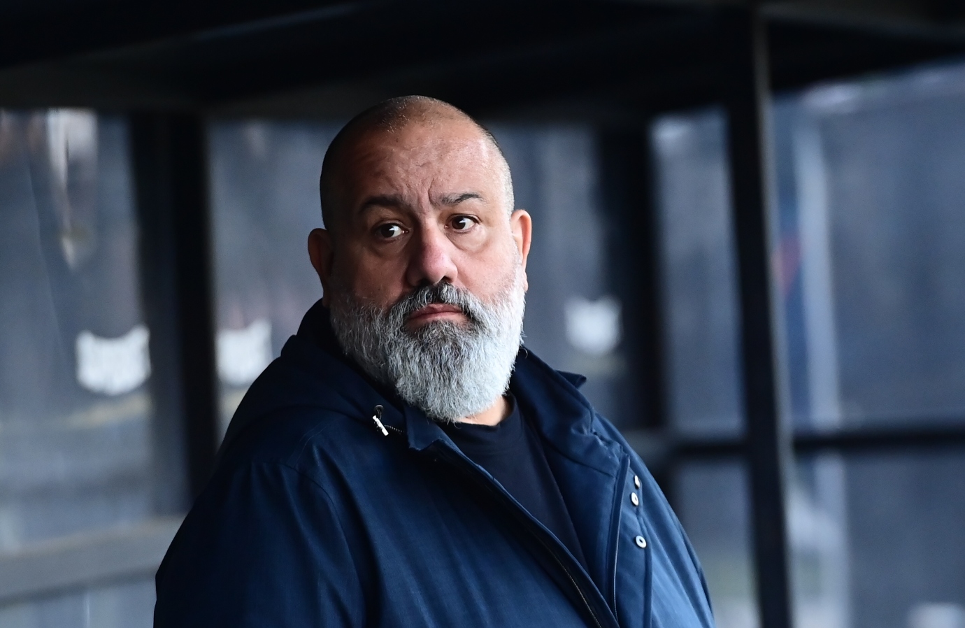 Ο Καραπαπάς για το σύνθημα για Μεντιλίμπαρ: «Άλλοι φωνάζουν το όνομα του Αλμέιδα σε εξάρα και άλλοι του Μεντιλίμπαρ σε 1-1»