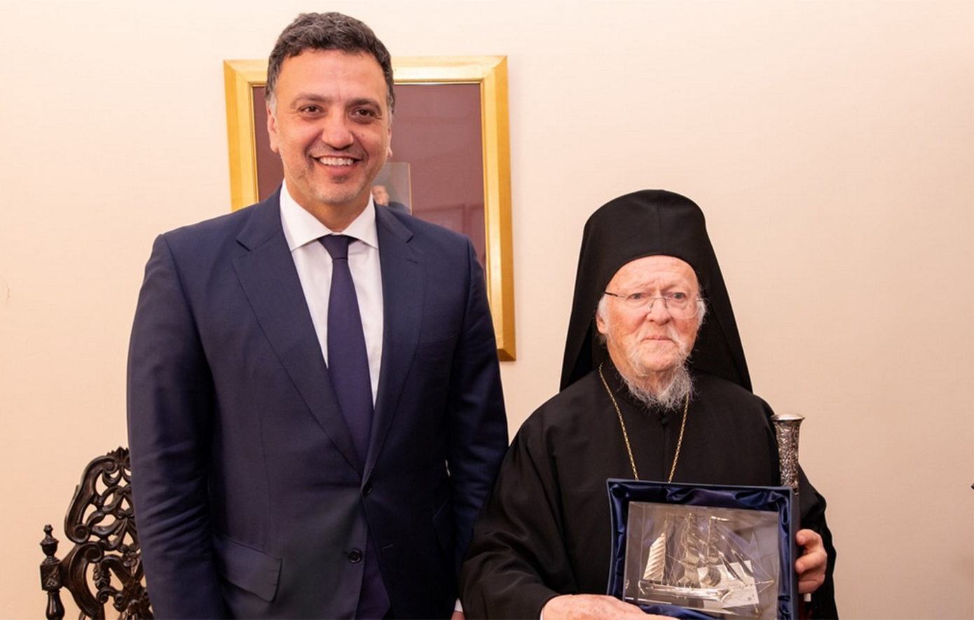 Συνάντηση Κικίλια με Βαρθολομαίο για τον Οικουμενικό Ελληνισμό και την Ορθοδοξία στο κέντρο της Αθήνας