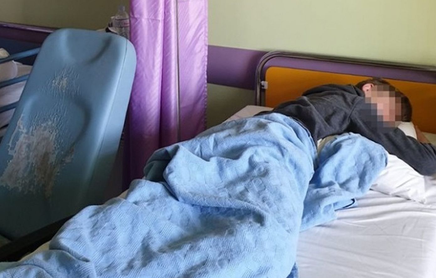 Θεσσαλονίκη: Καταγγελία για βία από νοσηλευτή σε 16χρονο σε παιδοψυχιατρική κλινική νοσοκομείου