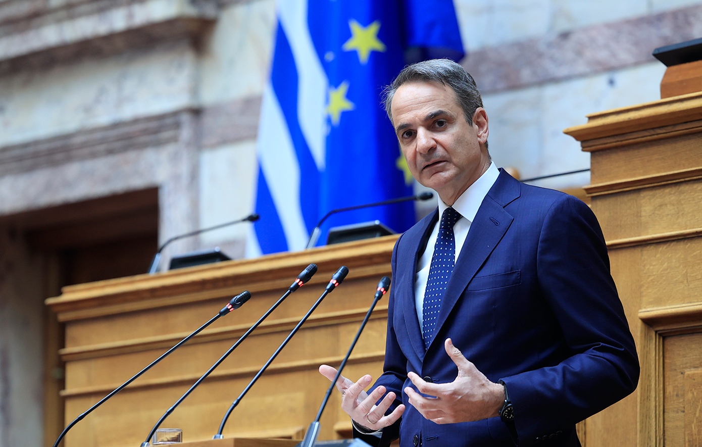 ΚΟ ΝΔ: Οι αιχμές Μητσοτάκη για εκείνους που δεν ιδρώνουν αρκετά τη φανέλα, το επιτελικό κράτος, τα καρφιά Άδωνι και οι 43 ομιλητές &#8211; Όλα όσα έγιναν στη συνεδρίαση
