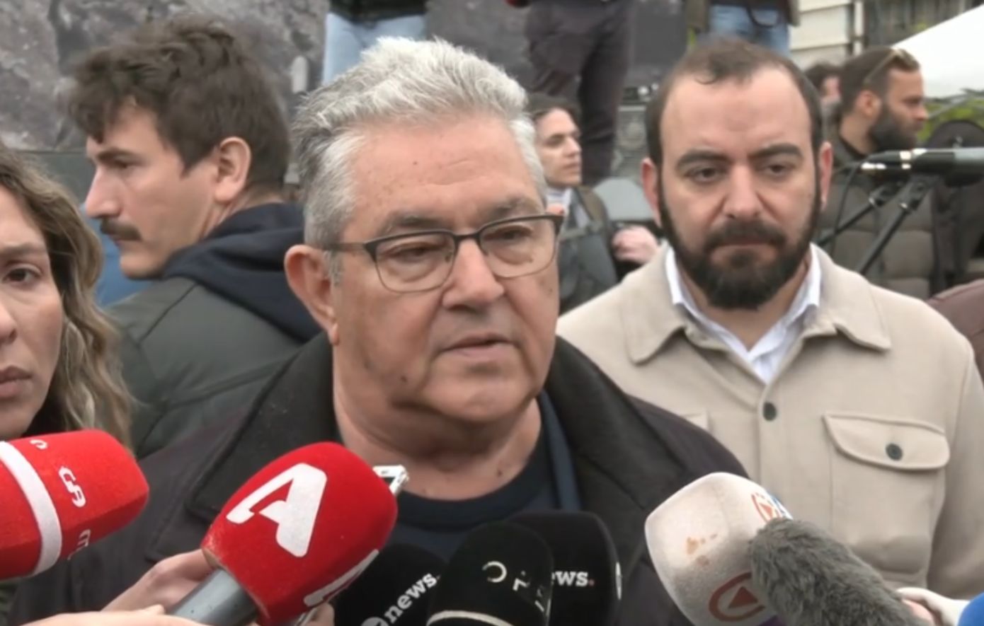 Κουτσούμπας στις απεργιακές κινητοποιήσεις της Εργατικής Πρωτομαγιάς: Προχωράμε για μια ζωή χωρίς εκμετάλλευση και κρίσεις που τις πληρώνουν οι λαοί