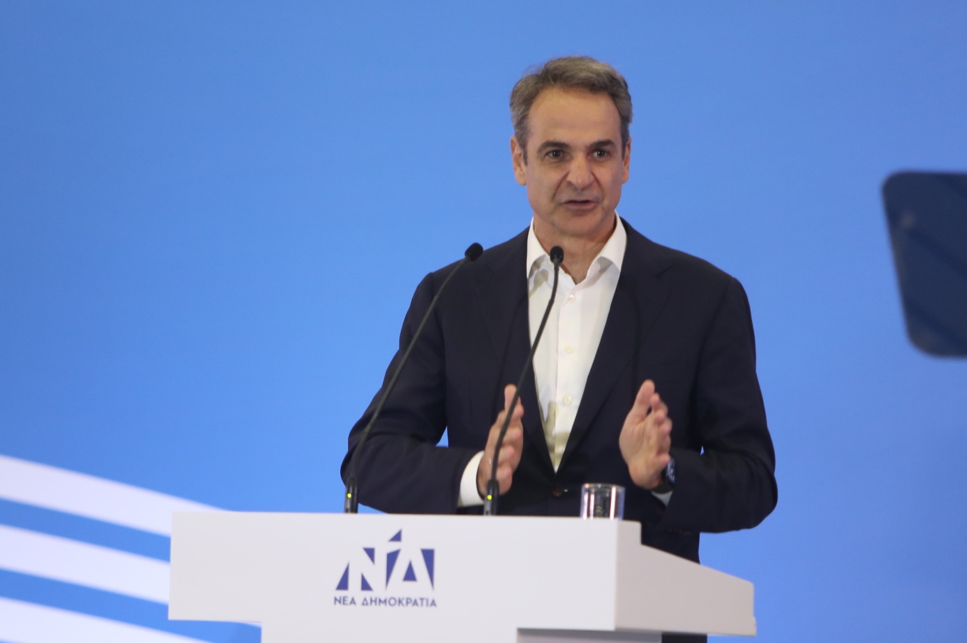 Σε ρυθμούς Metallica ο Κυριάκος Μητσοτάκης: «Η Νέα Δημοκρατία σχεδιάζει το ελπιδοφόρο 2030» &#8211; Ανάρτηση με μουσική υπόκρουση του συγκροτήματος