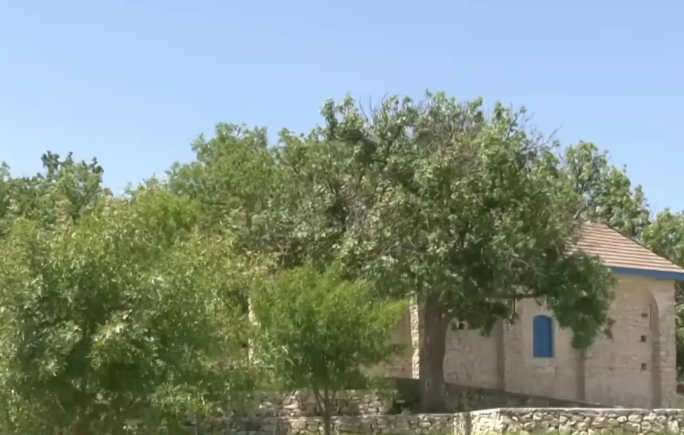 Κύπρος &#8211; Ο Ισραηλινός επενδυτής που αγόρασε ολόκληρο χωριό σπάει τη σιωπή του &#8211; Τι είπε για την εκκλησία