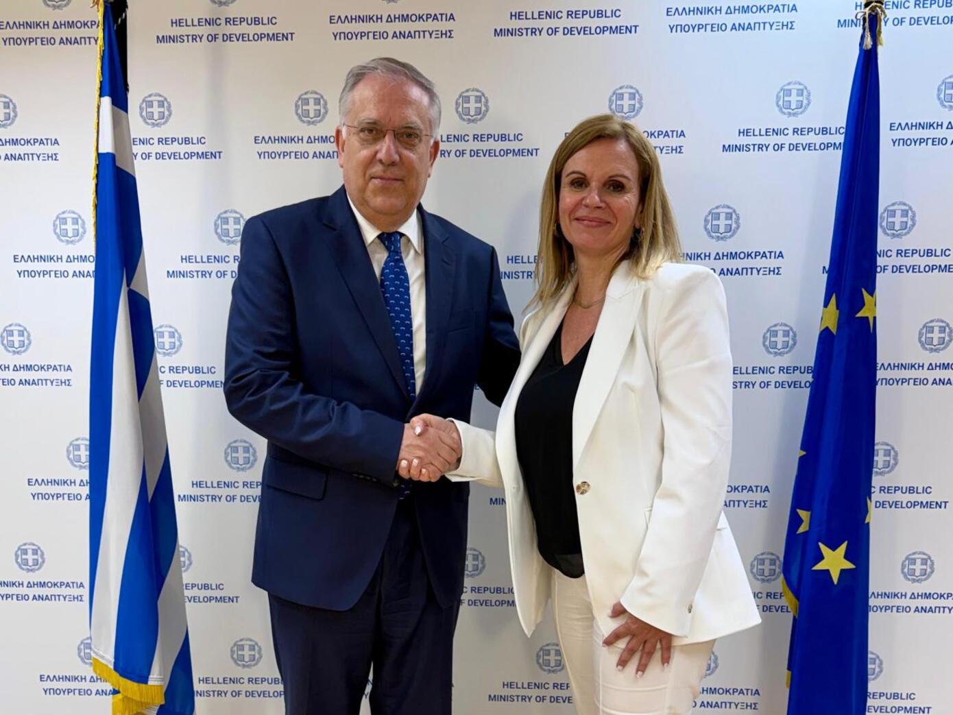 Θεοδωρικάκος: Σημαντική διάκριση η εκλογή της διευθύντριας Ποιότητας του ΕΣΥΔ, Μαρίας Παπατζίκου