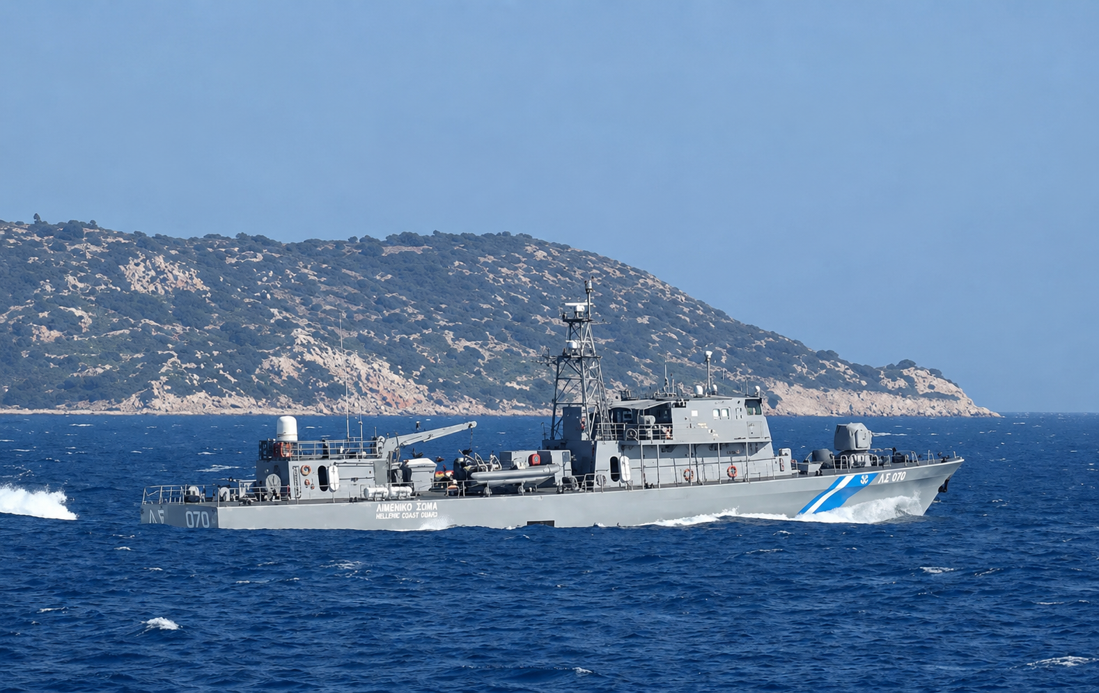 Γαύδος: Σε εξέλιξη νέα επιχείρηση του Λιμενικού για λέμβο με μετανάστες νότια του νησιού