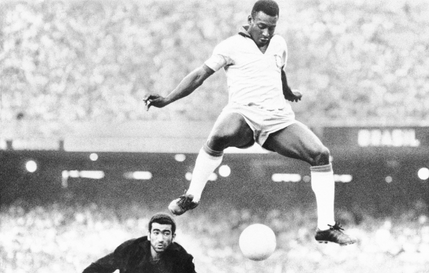 Πελέ: Φανέλα από το Μουντιάλ 1958 θα ξεπεράσει τα 6 εκατ. δολάρια σε δημοπρασία &#8211; Στον Μαραντόνα ανήκει το ρεκόρ