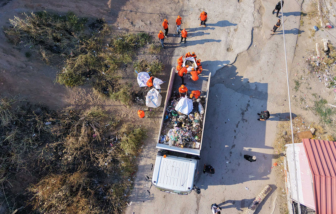Cyclone Project στη Θήβα: Απομακρύνθηκαν 11 τόνοι απορριμμάτων από σημείο που δημιουργούσε κινδύνους για το σιδηρόδρομο