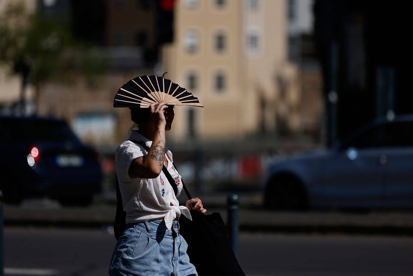 Χωρίς ρεύμα 68.000 νοικοκυριά στη Γαλλία λόγω καύσωνα &#8211; Βλάβες στο δίκτυο από τις υψηλές θερμοκρασίες