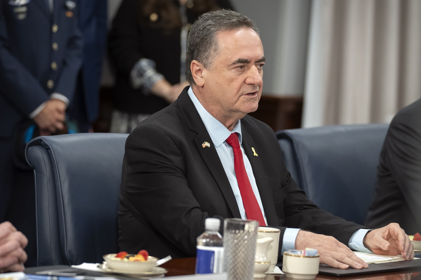 Αιχμηρός ο Ισραέλ Κατς: «Εάν το Ιράν επιτεθεί στο Ισραήλ, θα υποστεί συντριπτικό πλήγμα»