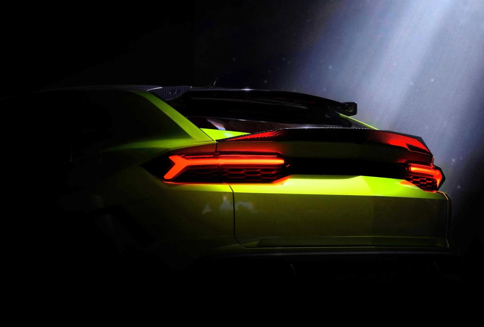 Lamborghini: Έρχεται η πιο «καυτή» έκδοση της Urus από 1η Ιουλίου