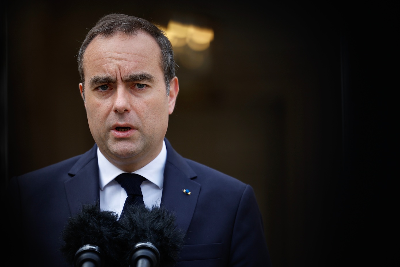 Ο Γάλλος πρωθυπουργός προειδοποιεί για «σοβαρές ξένες απειλές» στις εκλογές του 2027