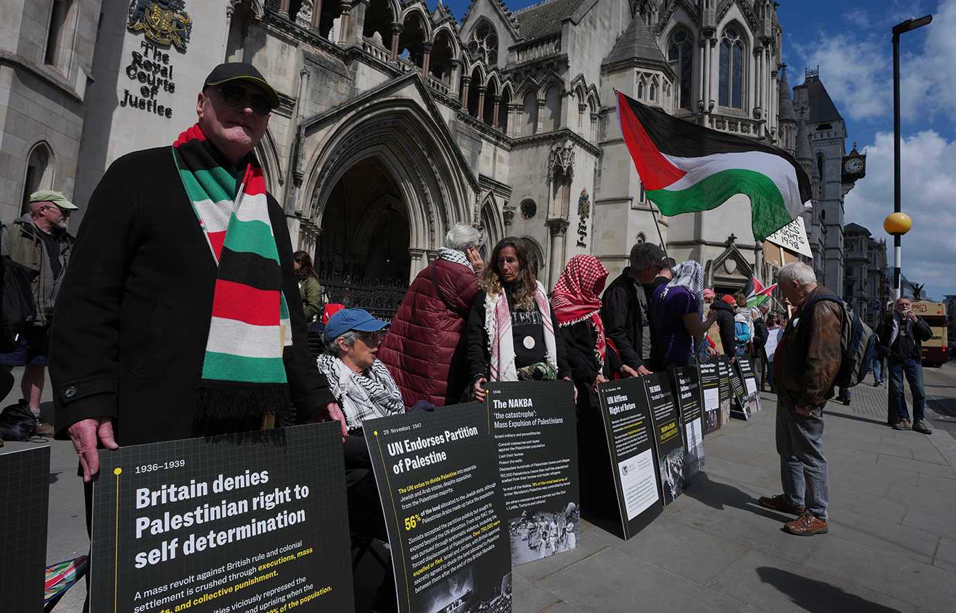 Palestine Action: Πολυετείς ποινές κάθειρξης σε τέσσερις ακτιβιστές Ηνωμένο Βασίλειο &#8211; «Ήταν τρομοκρατική ενέργεια»