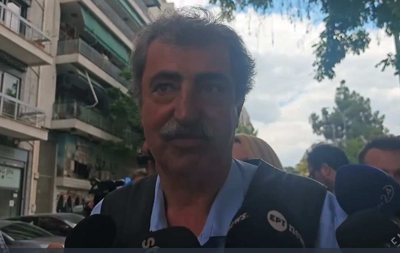 Πολάκης: «Τα ιστορικά κόμματα δεν καταργούνται με ατομικές αποφάσεις»
