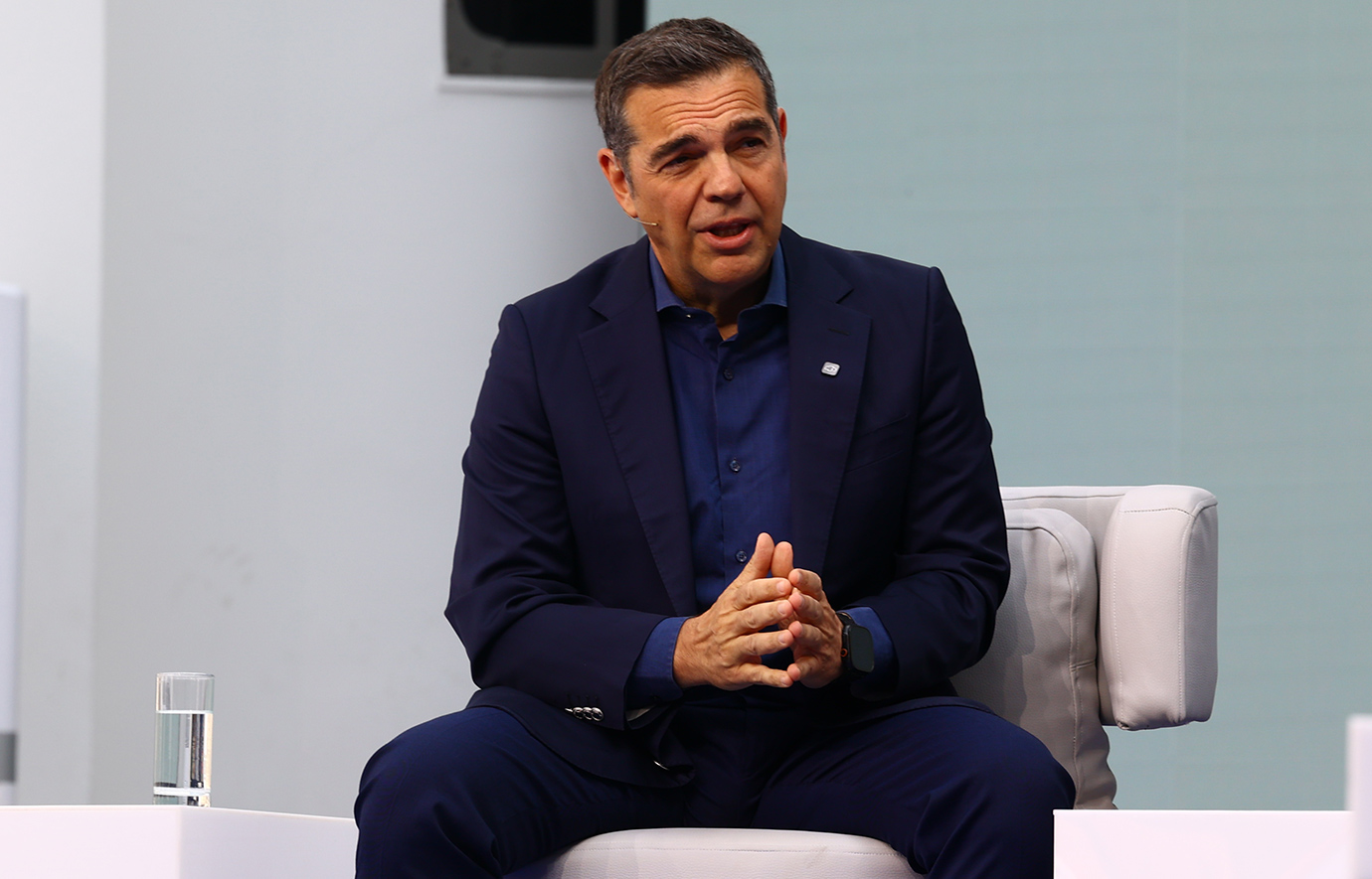 Τσίπρας: Δεν πήγα στο Columbia, έμαθα αγγλικά σε φροντιστήριο, γι&#8217; αυτό δεν έχω καλή προφορά