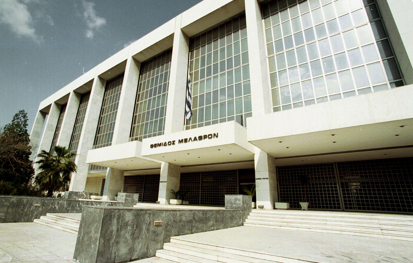 Μένει στο αρχείο η υπόθεση των υποκλοπών με απόφαση του εισαγγελέα του Αρείου Πάγου 
