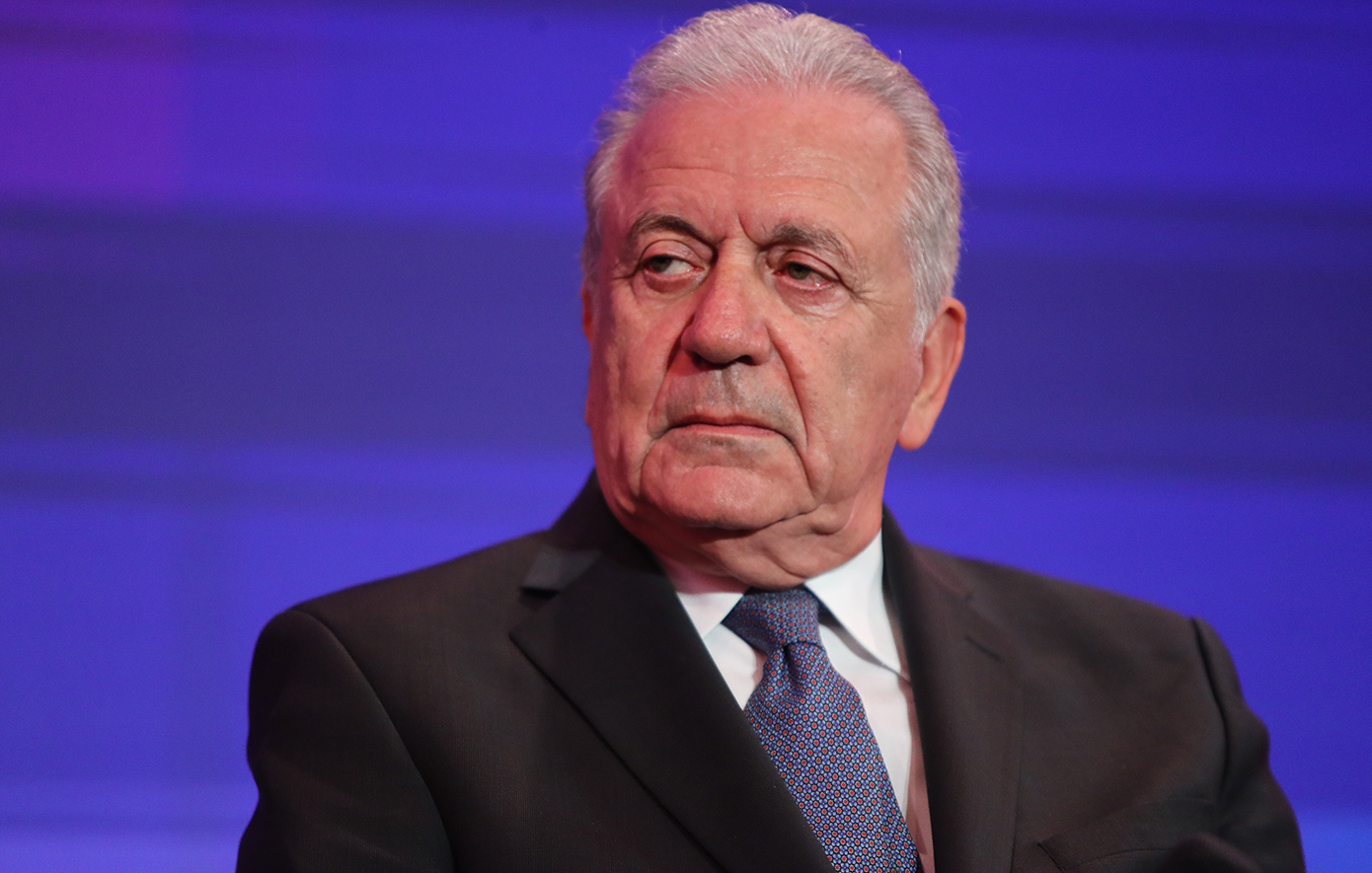 Κομισιόν για Αβραμόπουλο και Fight Impunity: «Δεν έγινε εσωτερική έρευνα, μόνο έλεγχοι συμμόρφωσης»