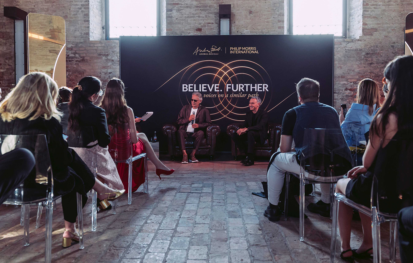 Η Philip Morris International και ο Andrea Bocelli παρουσίασαν την πλατφόρμα “Believe. Further”