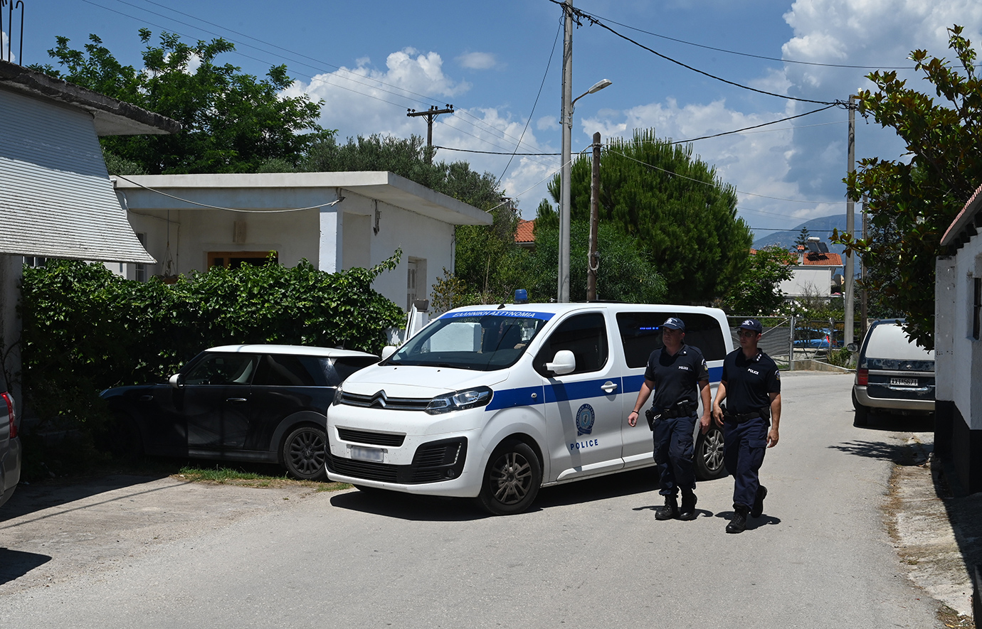 Διπλό φονικό στο Αίγιο: «Την είχε πάει στην Ιταλία
