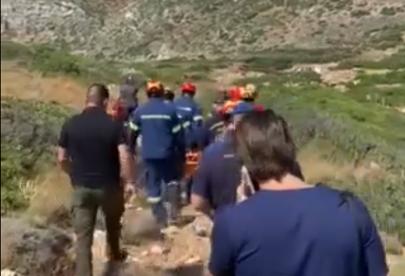 Χωρίς τις αισθήσεις του ανασύρθηκε 31χρονος περιπατητής στα Φαλάσαρνα &#8211; Δείτε βίντεο