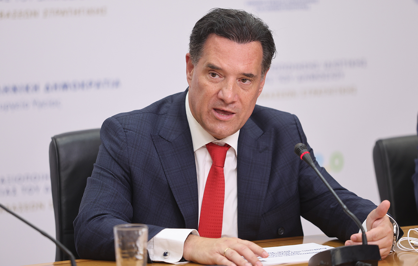 Γεωργιάδης: «Η χώρα μας προχωράει σταθερά μπροστά»