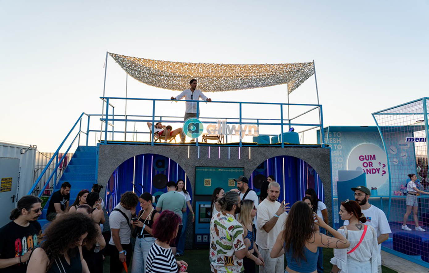 Το live των Ημισκούμπρια στο Release Athens Festival ένωσε διαφορετικές γενιές (vid.) – Πώς η Allwyn απογείωσε μια μαγική μουσική εμπειρία