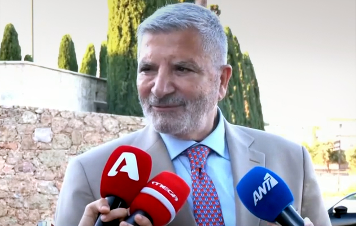O Γιώργος Πατούλης για τη βάπτιση του γιου του: «Είμαστε χαρούμενοι που ευλογήθηκε από την εκκλησία μας»