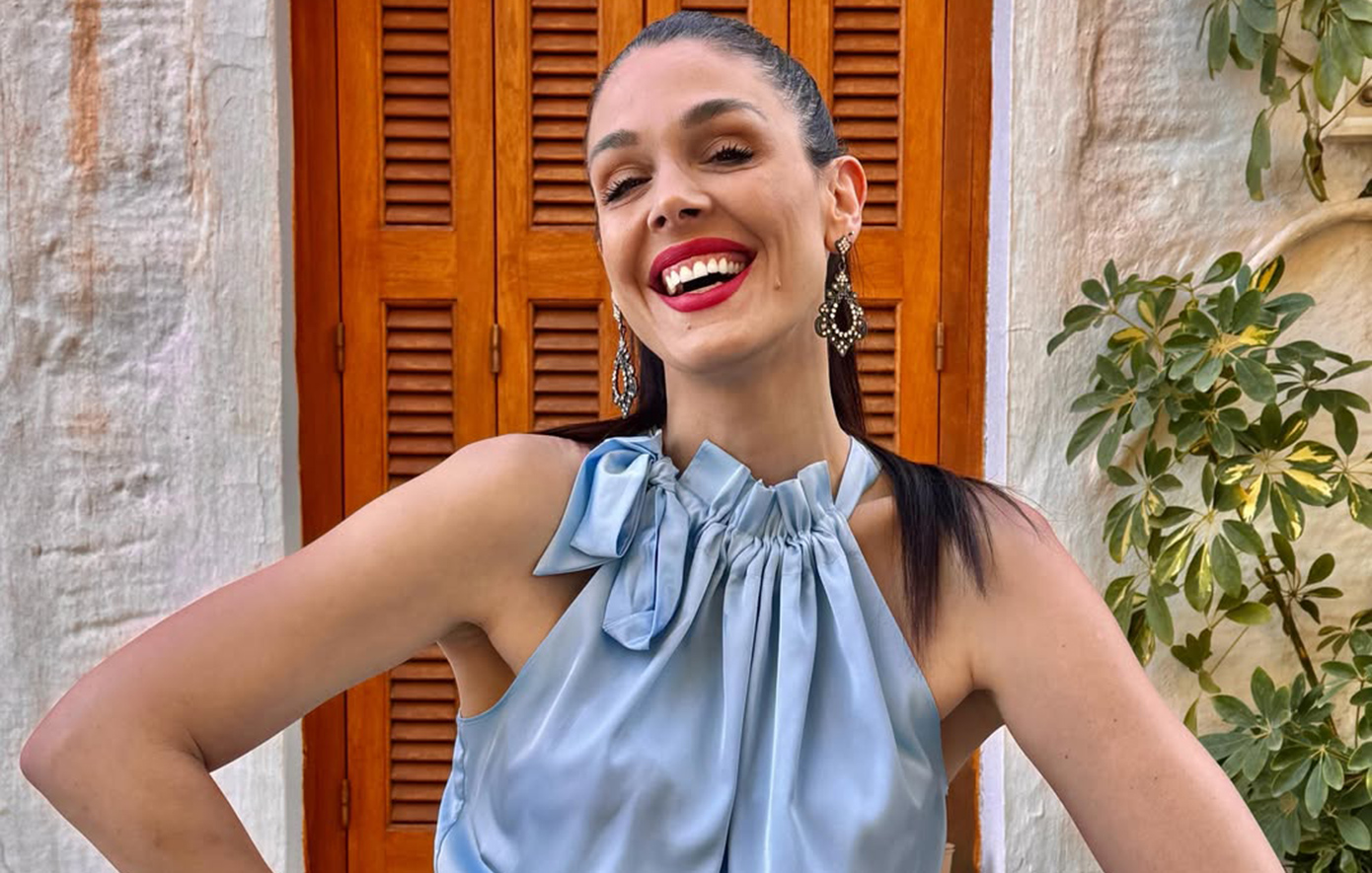 H Ιωάννα Τριανταφυλλίδου ποζάρει με μπικίνι στη θάλασσα, μετά τη γέννηση του γιου της