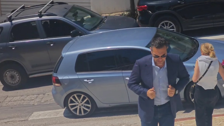 Ο Αλέξης Τσίπρας στην κηδεία του Νάσου Αθανασίου &#8211; Δείτε το βίντεο