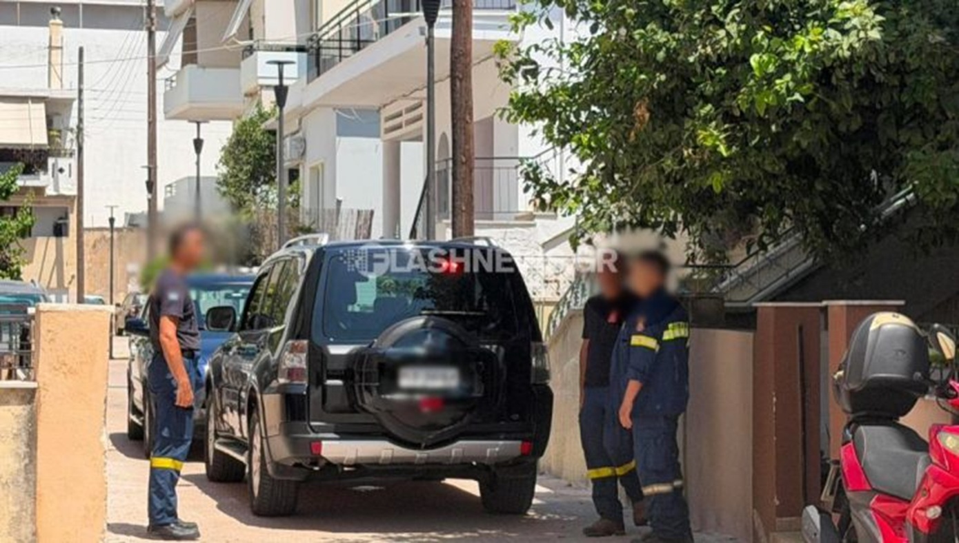 Χανιά: Νεαρός έβαλε φωτιά στο σπίτι του &#8211; Πέταξε πέτρα και έσπασε το παρμπρίζ πυροσβεστικού οχήματος και τράπηκε σε φυγή