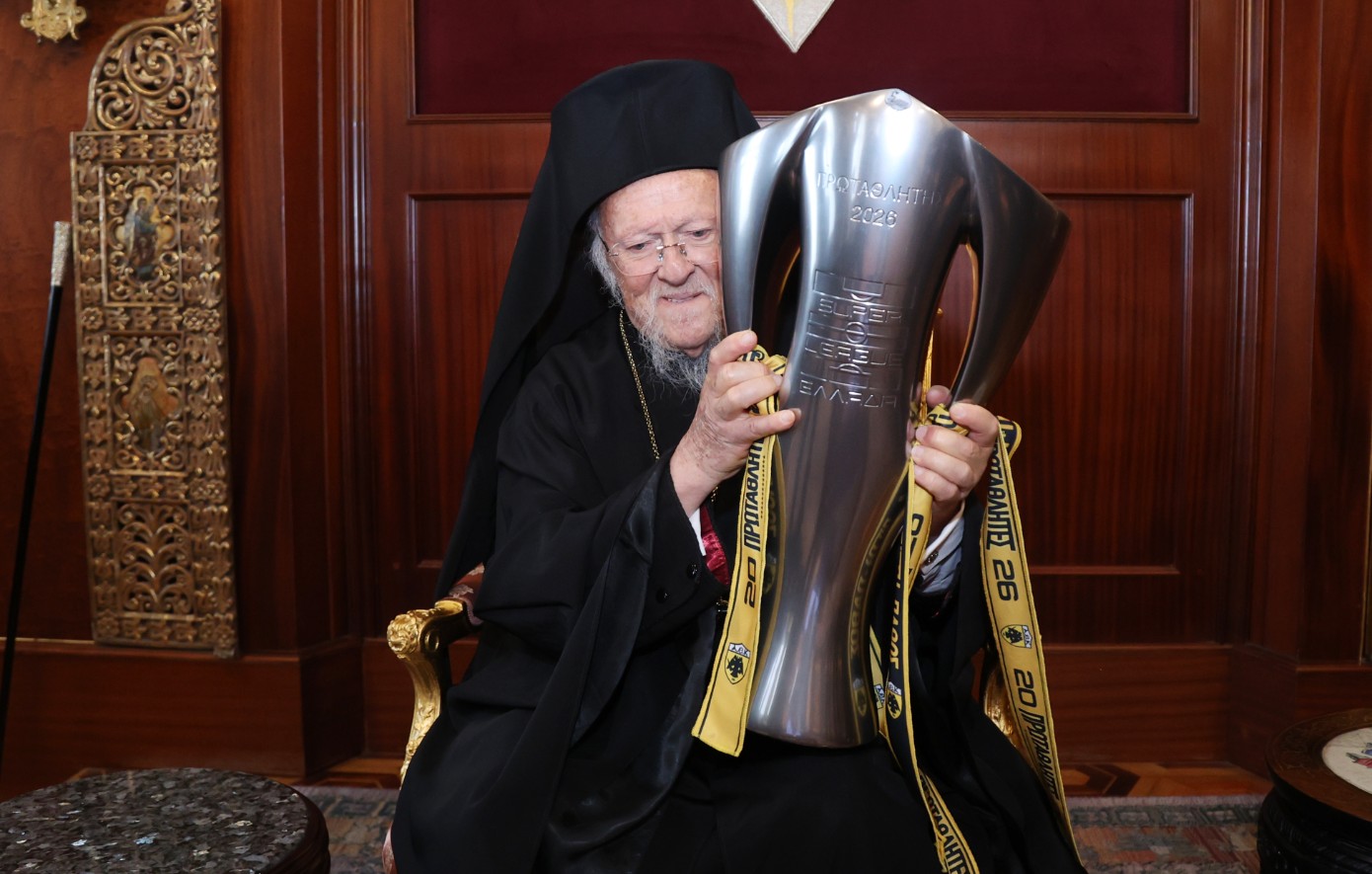ΑΕΚ: Στο φανάρι το τρόπαιο του πρωταθλήματος &#8211; Η συνομιλία του Ηλιούπουλου με τον Οικουμενικό Πατριάρχη Βαρθολομαίο