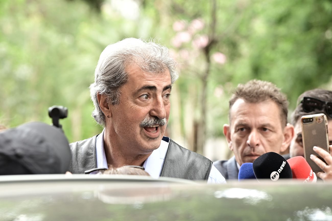 Ραγδαίες εξελίξεις στον ΣΥΡΙΖΑ: Πολάκης και Παππάς στα γραφεία της Κουμουνδούρου &#8211; Συνεδριάζει η Πολιτική Γραμματεία