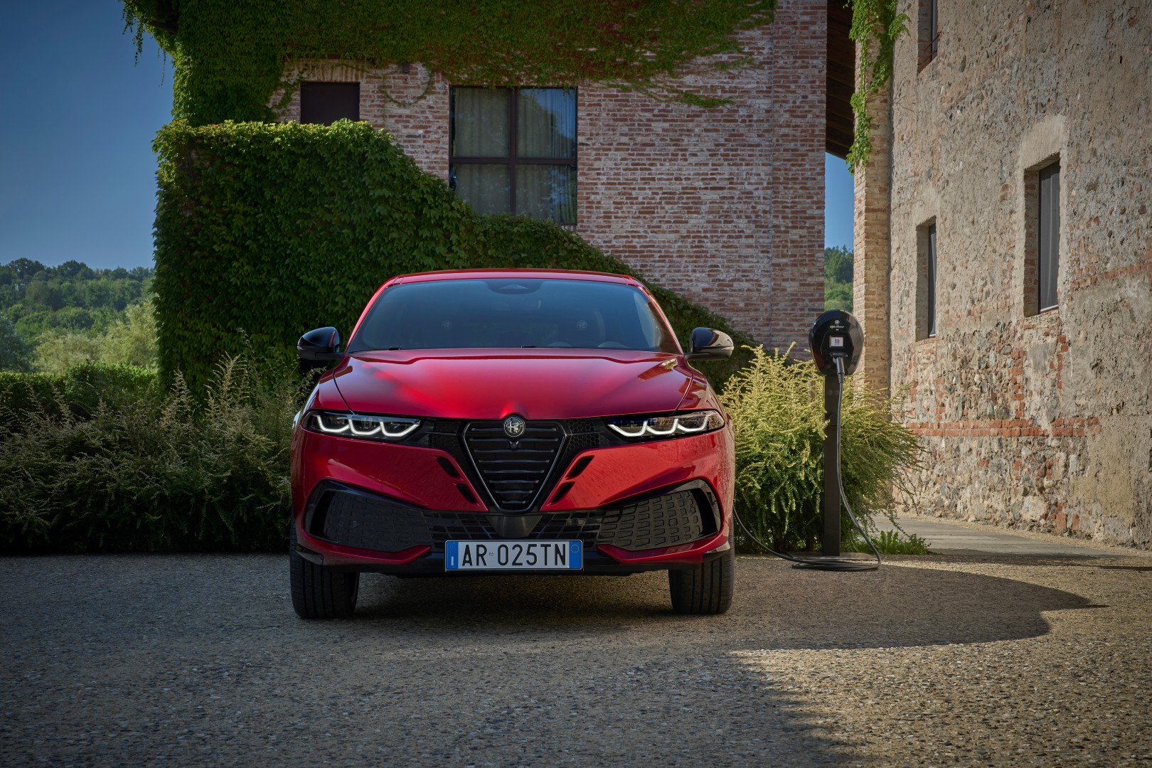 Διαθέσιμη στην Ελλάδα η νέα Alfa Romeo Tonale Ibrida Διαθέσιμη στην Ελλάδα η νέα Alfa Romeo Tonale Ibrida