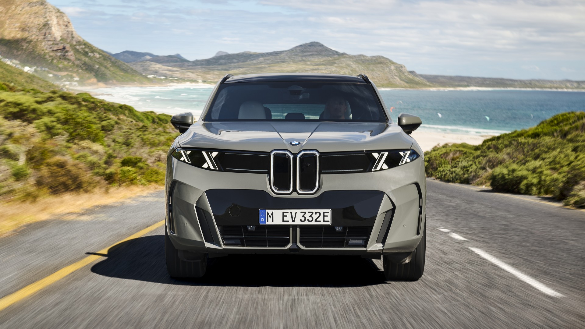Η νέα BMW X5 αποκαλύπτεται και δεν αστειεύεται Η νέα BMW X5 αποκαλύπτεται και δεν αστειεύεται