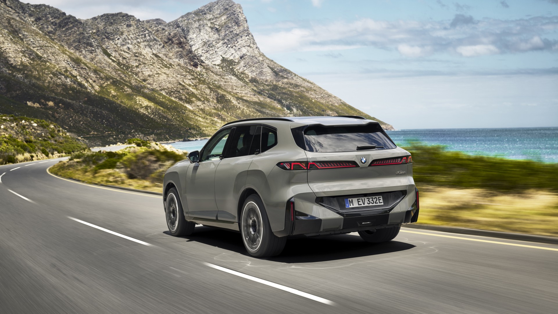 Η νέα BMW X5 αποκαλύπτεται και δεν αστειεύεται Η νέα BMW X5 αποκαλύπτεται και δεν αστειεύεται