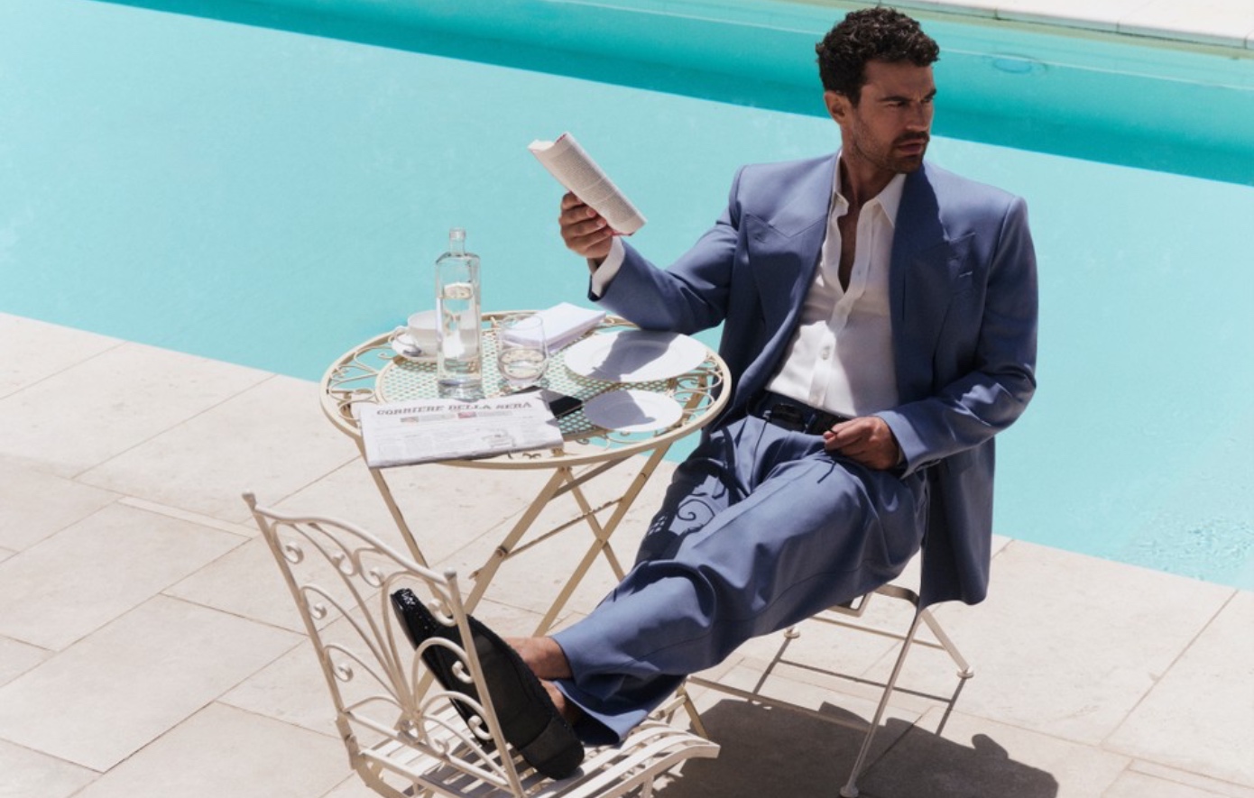 Η νέα καμπάνια του Dolce &amp; Gabbana Light Blue μάς ταξιδεύει στη Σικελία με πρωταγωνιστή τον Theo James