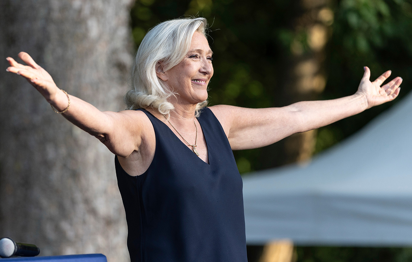 Το στοίχημα της Λεπέν για το ακυρωτικό δικαστήριο με στόχο την προεδρία &#8211; Οι δημοσκοπήσεις και η άρνηση για το βραχιολάκι