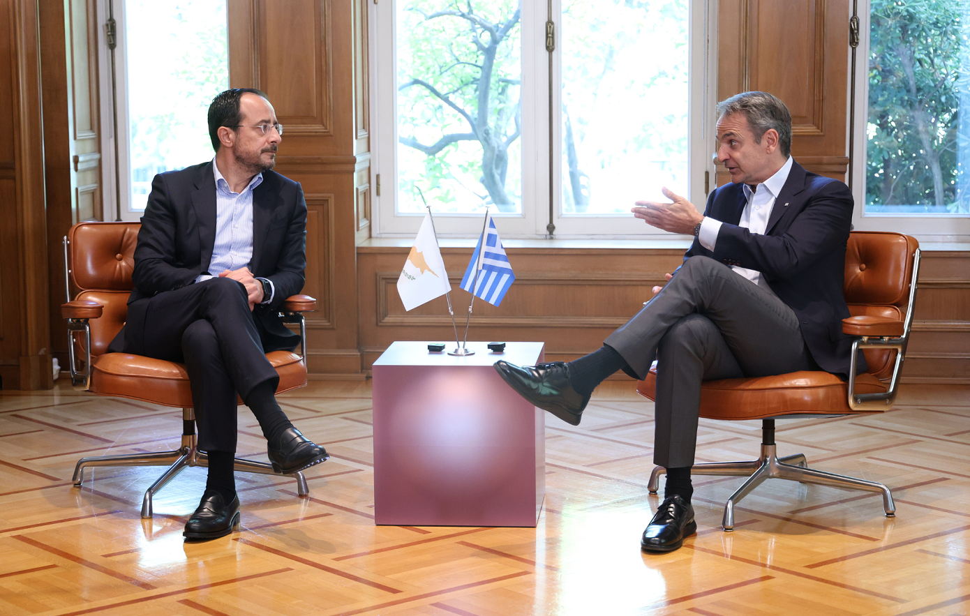 Μητσοτάκης σε Χριστοδουλίδη: Η Ελλάδα στέκεται στο πλευρό της Κύπρου έμπρακτα &#8211; Έχουμε σημαντική κινητικότητα στο Κυπριακό