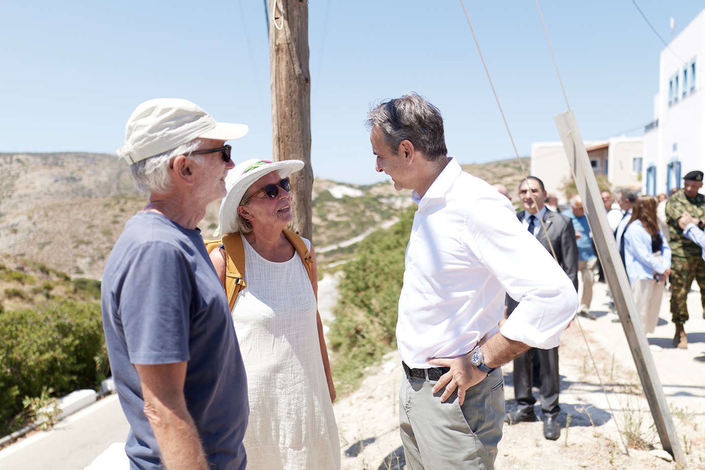 Μητσοτάκης προς κατοίκους Αγαθονησίου: «Είμαι διατεθειμένος να αντικαταστήσω δωρεάν τα οχήματά σας με ηλεκτρικά»