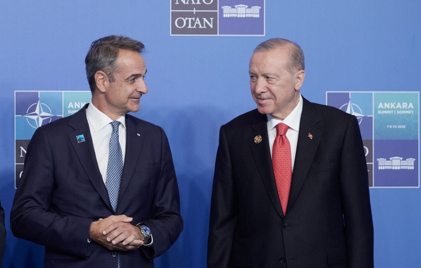 Η τουρκική πρόκληση που πέρασε απαρατήρητη: Τι είναι το εμβατηριο «Ceddin Deden» με το οποίο υποδέχθηκε ο Ερντογάν τον Μητσοτάκη
