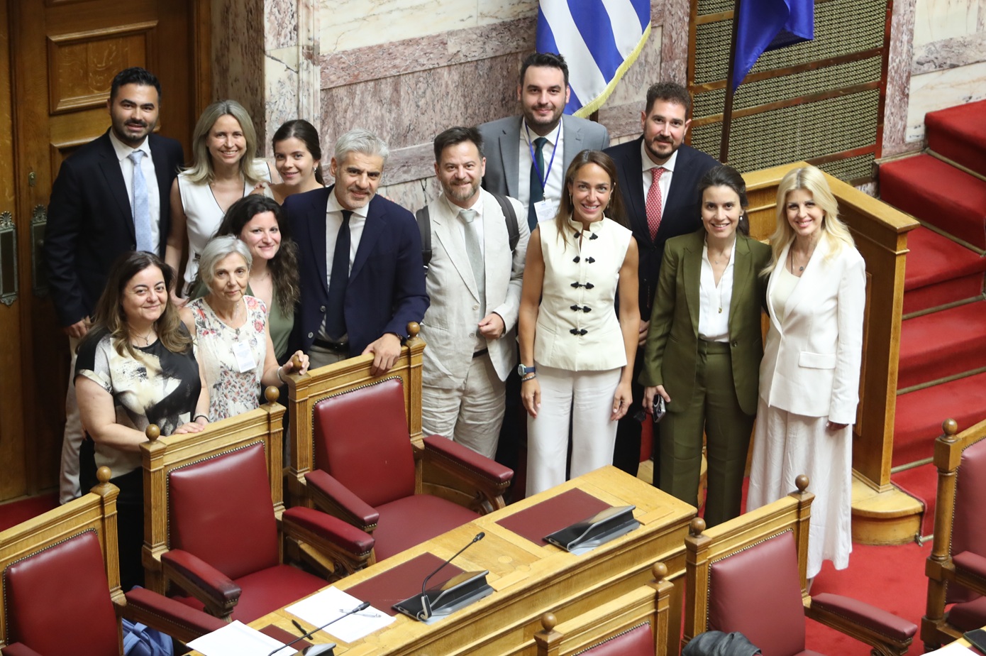 Βουλή: Τέλος οι περικοπές στις συντάξεις χηρείας – Απαγόρευση πατινιών στους ανήλικους κάτω των 17