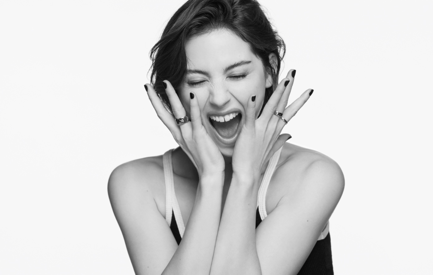 Η Gracie Abrams είναι το νέο πρόσωπο του Coco Mademoiselle της CHANEL