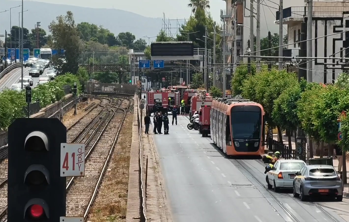 Συναγερμός για διαρροή αερίου σε βενζινάδικο στον Πειραιά, προληπτική εκκένωση πολυκατοικιών &#8211; Κλειστοί δρόμοι, αλλαγές σε ΗΣΑΠ και τραμ
