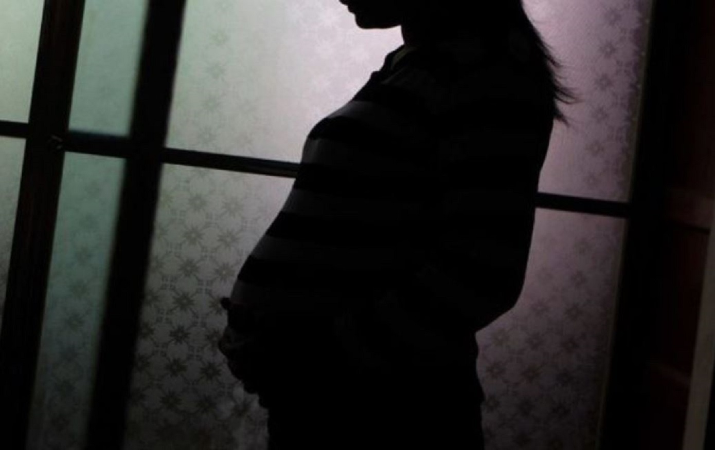 Η 37χρονη έγκυος στην Καλλιθέα αιμόφυρτη κάλεσε το 100 &#8211; Στο κέντρο της Αθήνας εντοπίστηκε ο δράστης