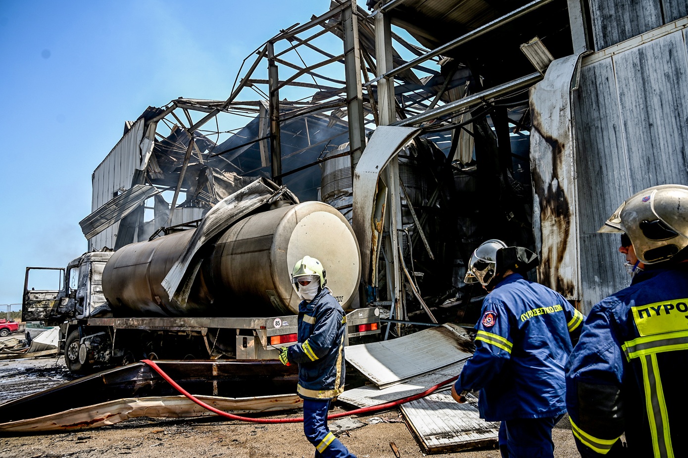 Η Έκρηξη στα Εξαμίλια έγινε αντιληπτή σε απόσταση 15 χιλιομέτρων &#8211; Μόλις 25 ετών ο νεκρός