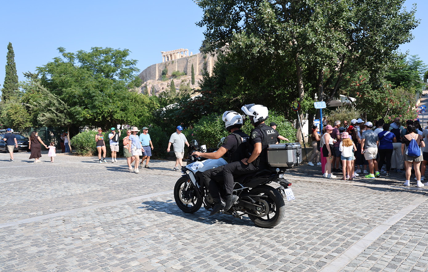 Στη φυλακή ο 60χρονος για την επίθεση με μαχαίρι στην Ακρόπολη