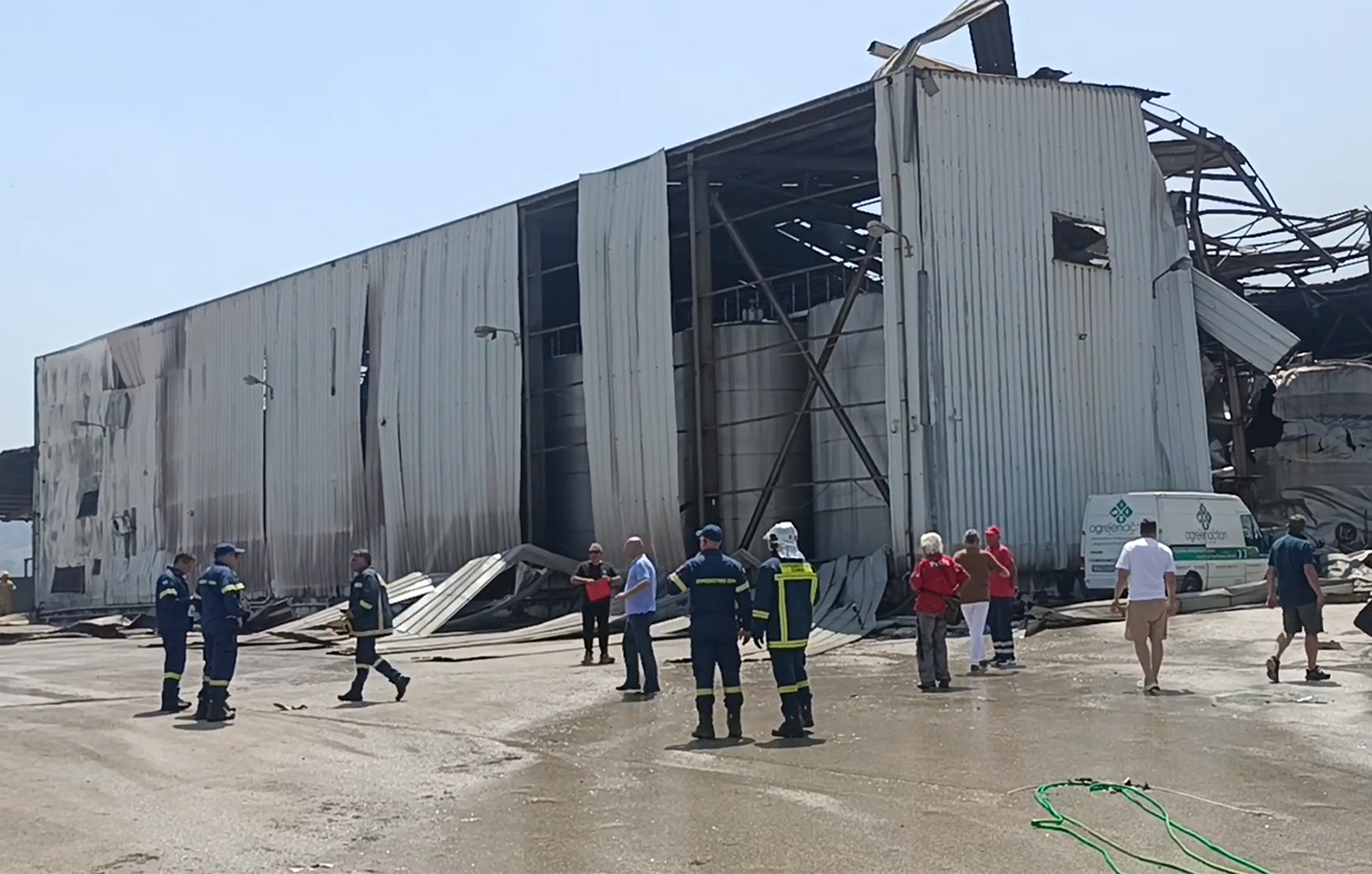 Σειρά εκρήξεων σε εργοστάσιο στα Εξαμίλια Κορινθίας &#8211; Νεκρός εντοπίστηκε ένας άνθρωπος